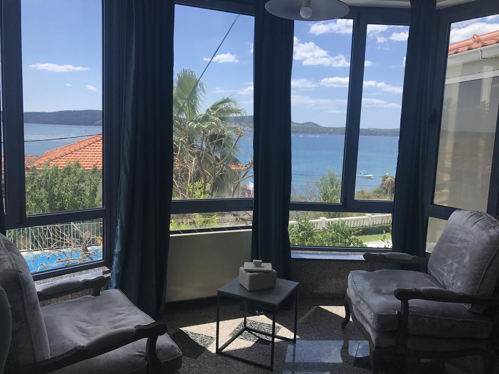 Hotel Bavaria Trogir Donji Seget Eksteriør billede