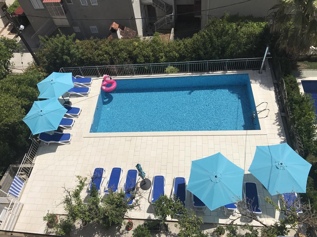 Hotel Bavaria Trogir Donji Seget Eksteriør billede
