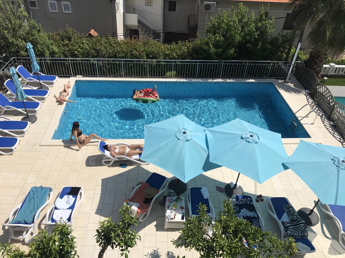 Hotel Bavaria Trogir Donji Seget Eksteriør billede