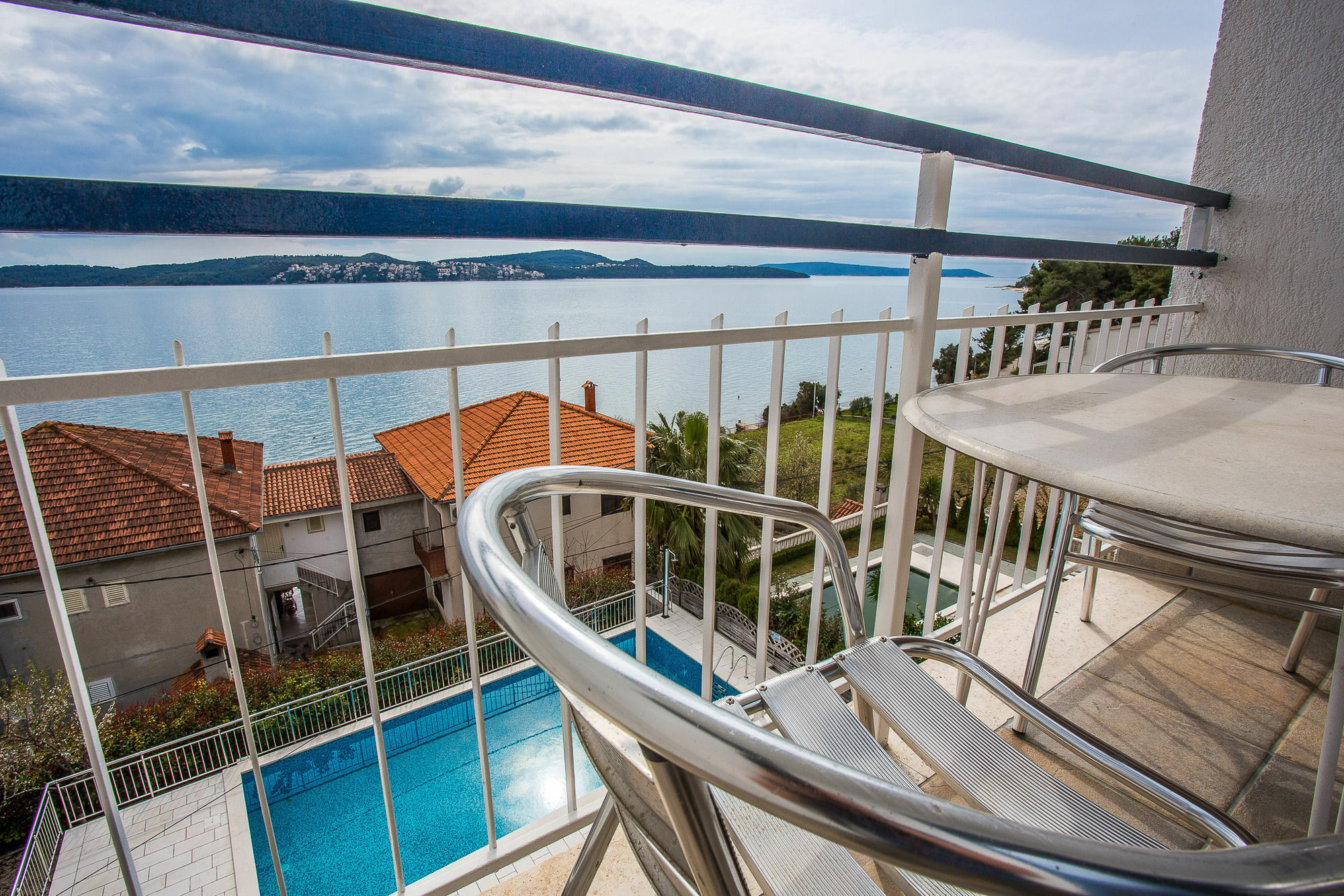Hotel Bavaria Trogir Donji Seget Eksteriør billede