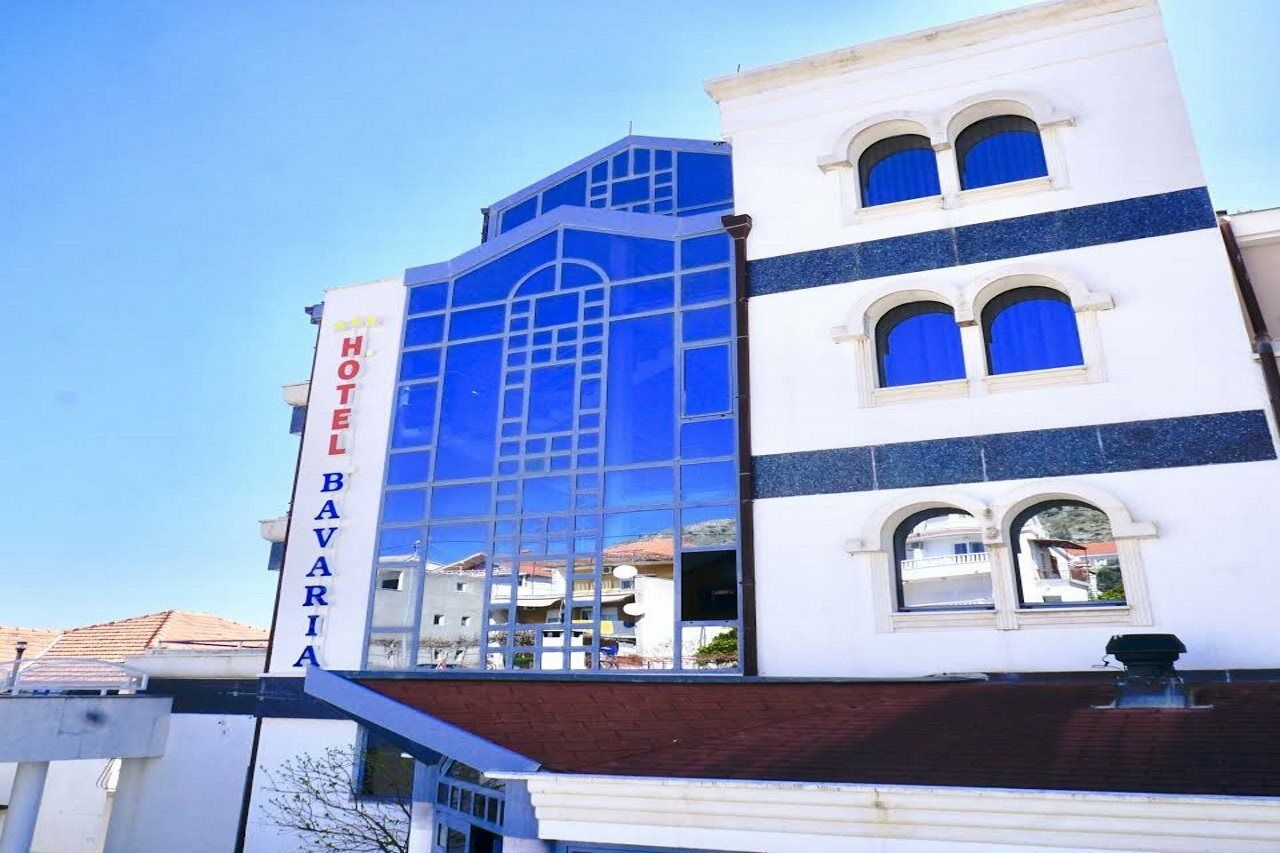 Hotel Bavaria Trogir Donji Seget Eksteriør billede